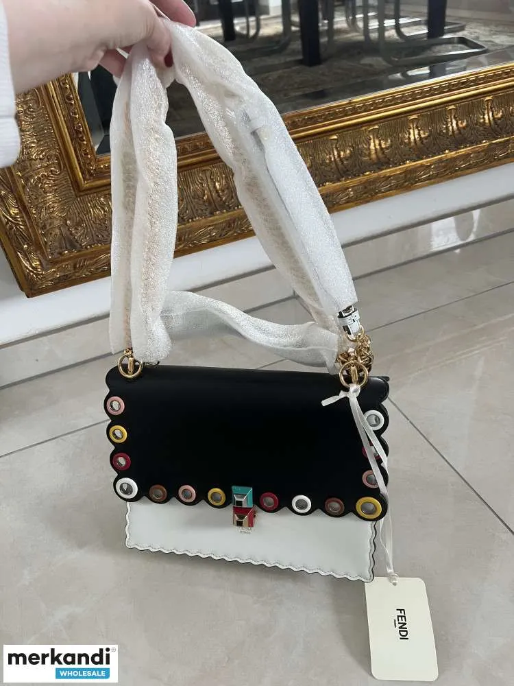 Bolso FENDI Edición Especial solo 400 en todo el mundo