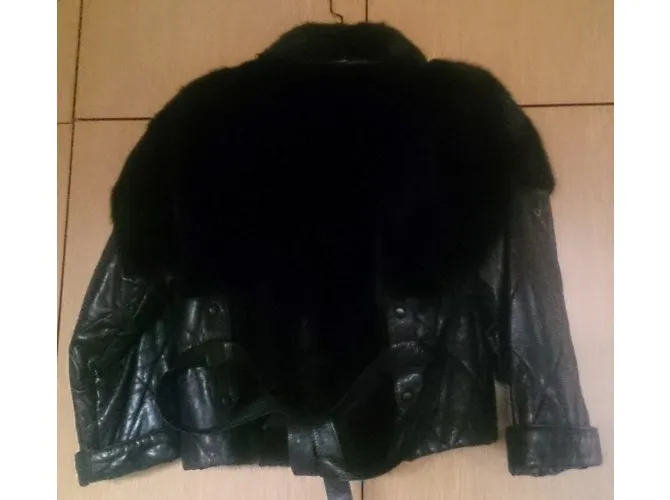 Rizal Chaquetas Negro 